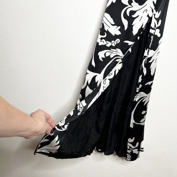 Elegant Black and White Prom Dress - Picture 6 of 16